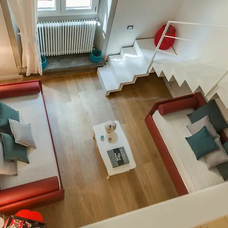 Maison d'hôtes Residenza D'epoca Historia Luxury Boutique 3*